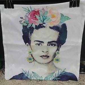 Frida Khloe pillow cases